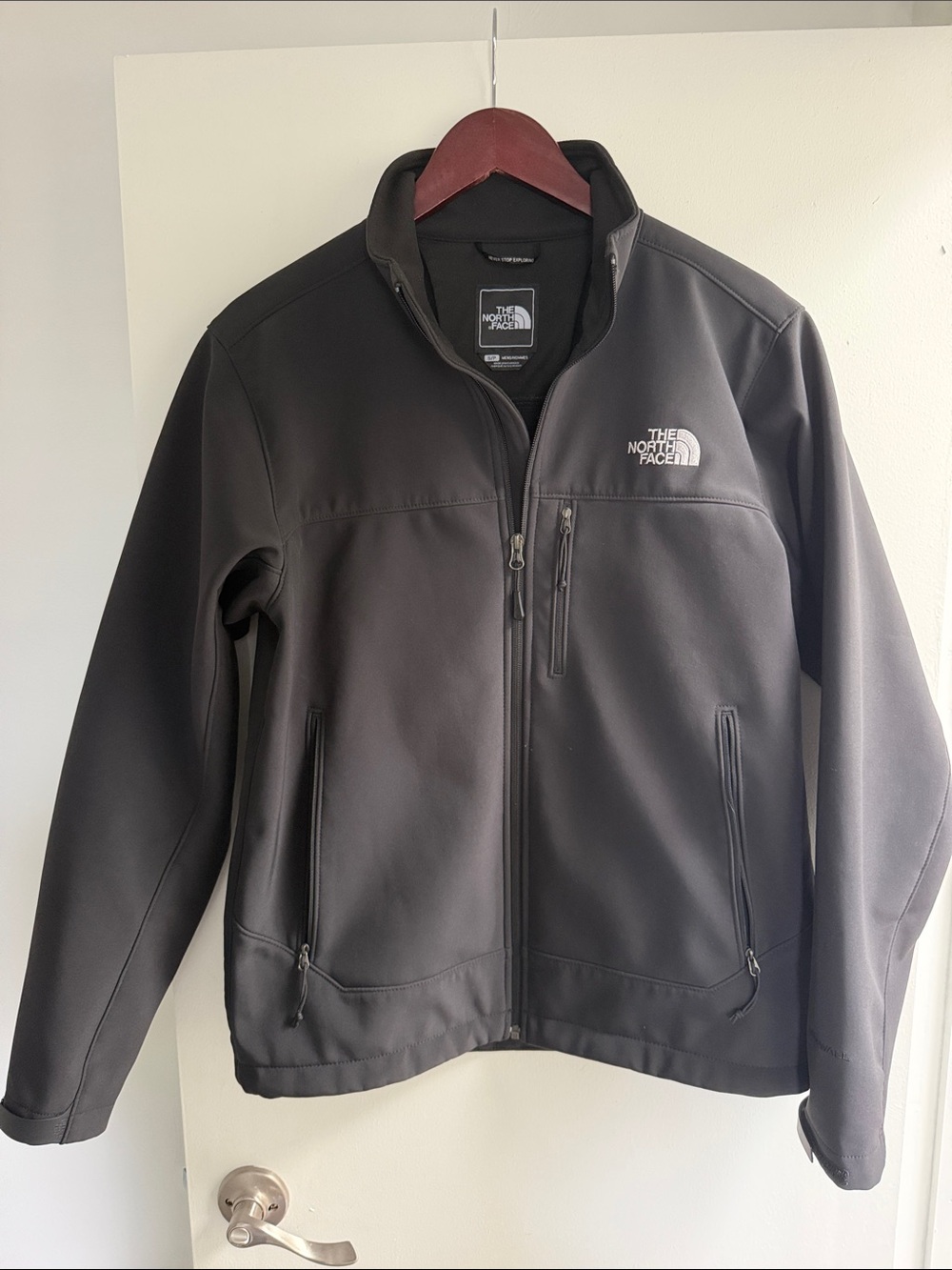 The North Face Men's Black Performance Softshell Jacket